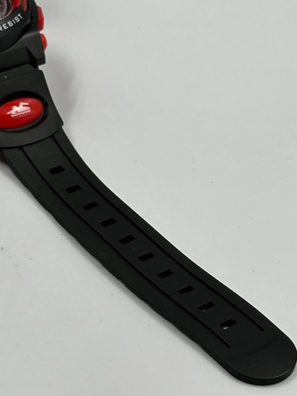 Skmei Digital Watch Men Black Red Round 44MM Backlight New Battery